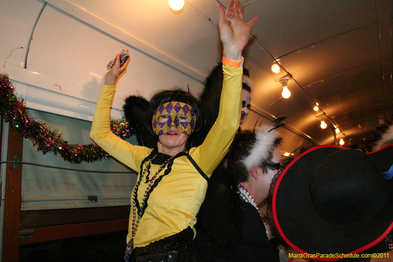 Phunny-Phorty-Phellows-Mardi-Gras-2011-New-Orleans-0281