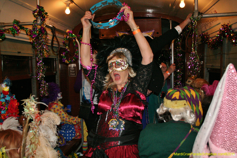 Phunny-Phorty-Phellows-Mardi-Gras-2011-New-Orleans-0282