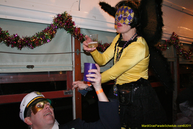 Phunny-Phorty-Phellows-Mardi-Gras-2011-New-Orleans-0292