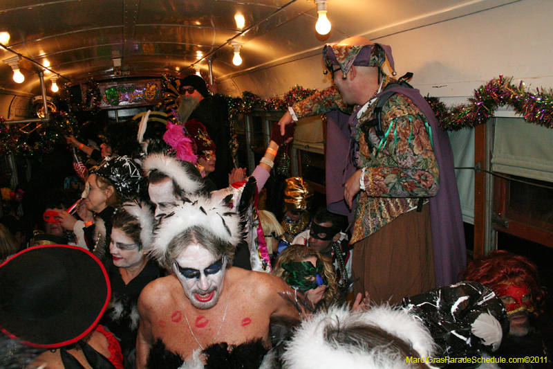 Phunny-Phorty-Phellows-Mardi-Gras-2011-New-Orleans-0294