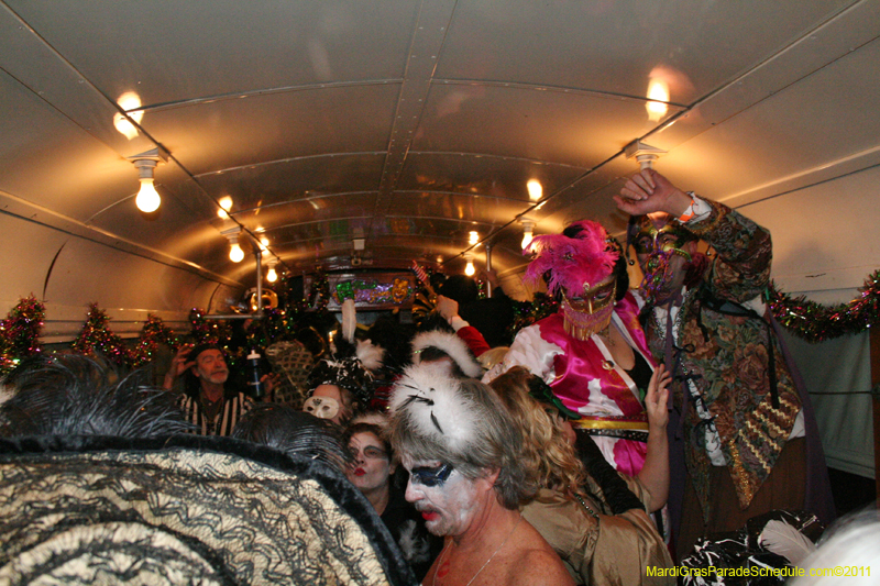 Phunny-Phorty-Phellows-Mardi-Gras-2011-New-Orleans-0300