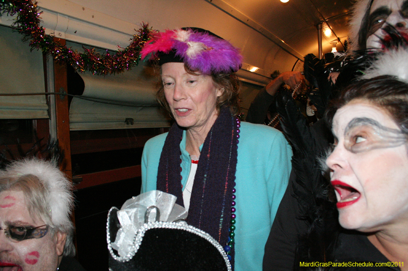 Phunny-Phorty-Phellows-Mardi-Gras-2011-New-Orleans-0309