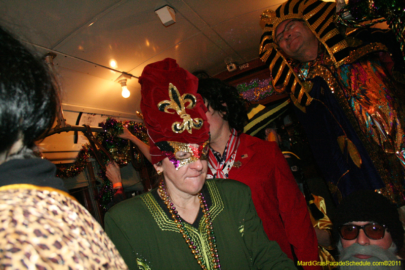 Phunny-Phorty-Phellows-Mardi-Gras-2011-New-Orleans-0317