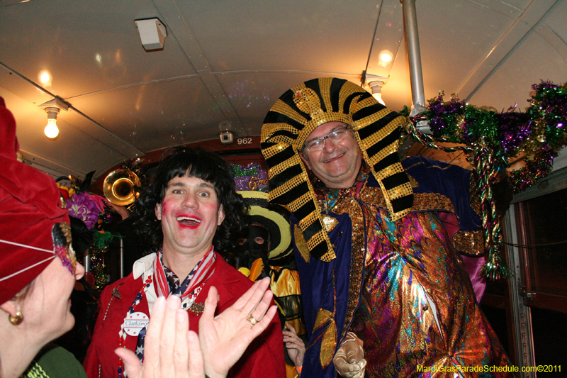 Phunny-Phorty-Phellows-Mardi-Gras-2011-New-Orleans-0320