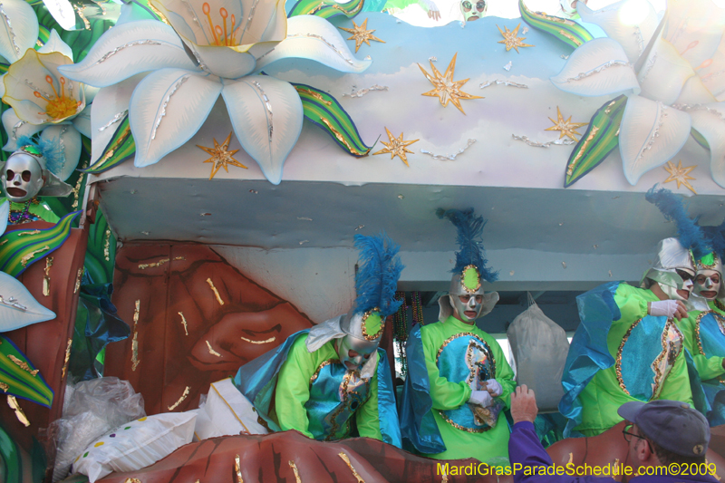 2009-Rex-King-of-Carnival-presents-Spirits-of-Spring-Krewe-of-Rex-New-Orleans-Mardi-Gras-2010