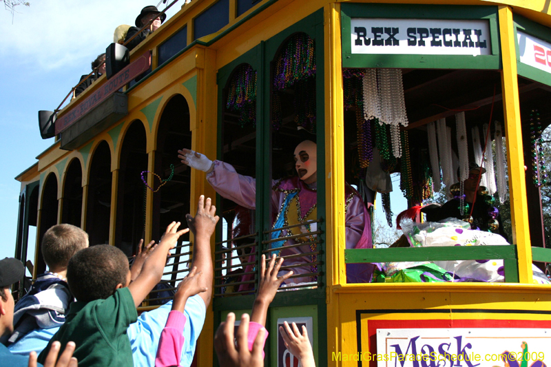 2009-Rex-King-of-Carnival-presents-Spirits-of-Spring-Krewe-of-Rex-New-Orleans-Mardi-Gras-2058