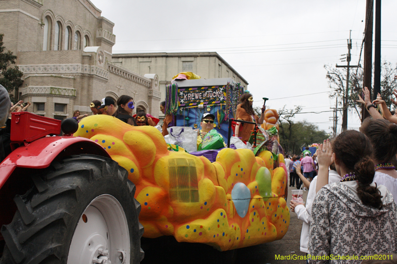 Krewe-of-Tucks-2011-0206