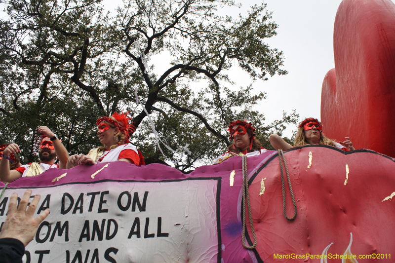 Krewe-of-Tucks-2011-0256