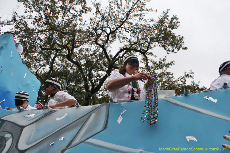 Krewe-of-Tucks-2011-0284