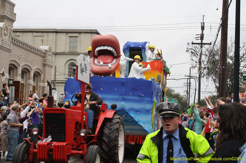 Krewe-of-Tucks-2011-0304