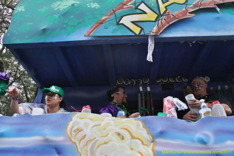 Krewe-of-Tucks-2011-0319