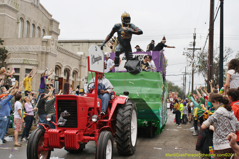 Krewe-of-Tucks-2011-0326