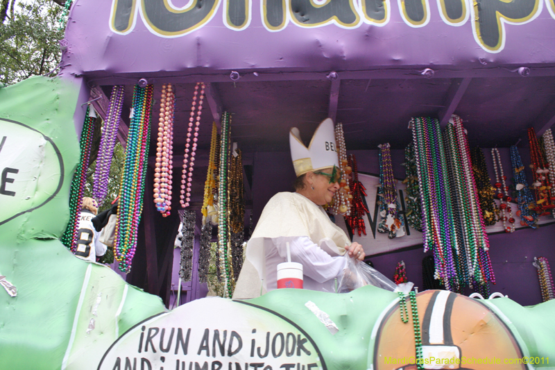 Krewe-of-Tucks-2011-0328