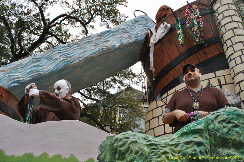 Krewe-of-Tucks-2011-0348