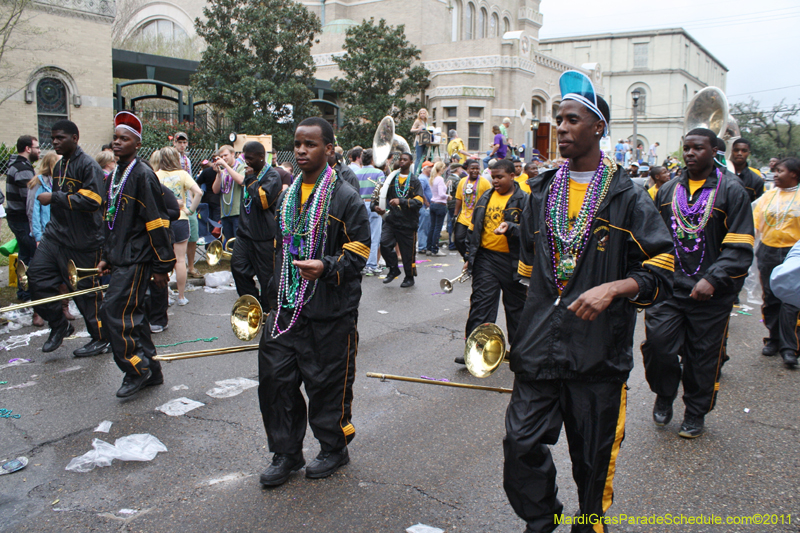 Krewe-of-Tucks-2011-0362