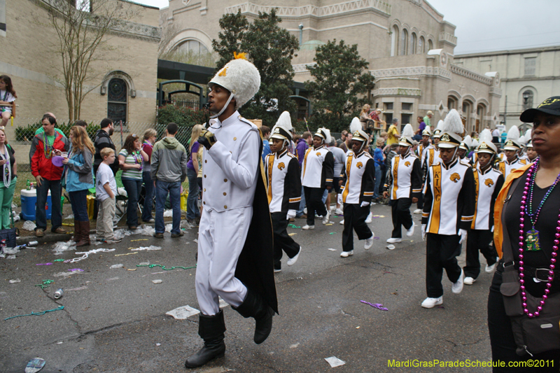 Krewe-of-Tucks-2011-0366