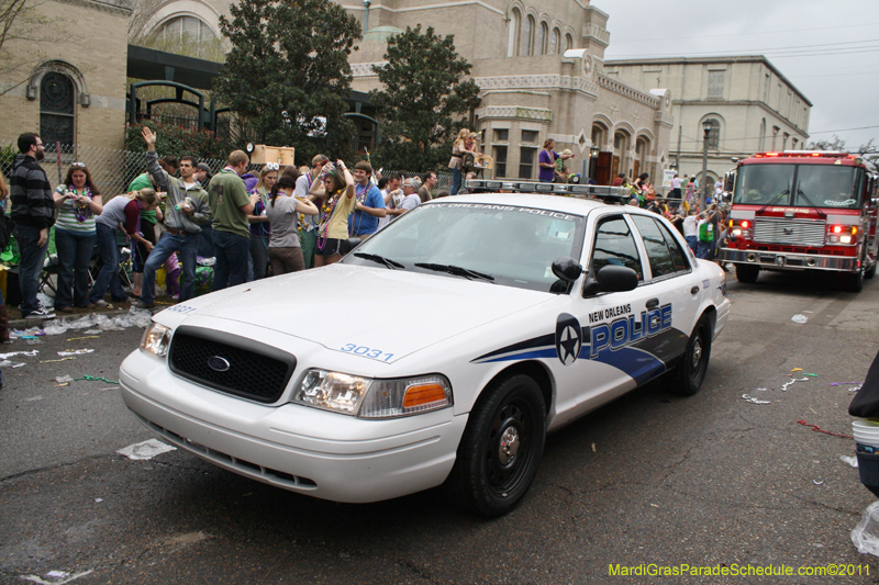 Krewe-of-Tucks-2011-0397